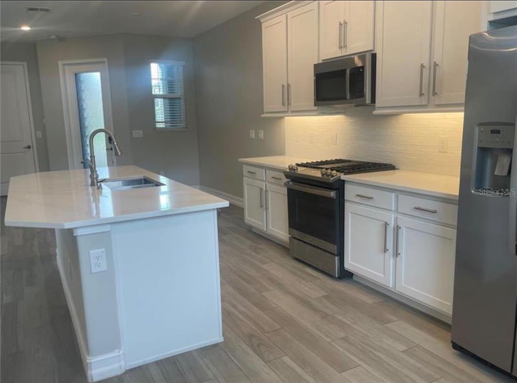 4596 ALMADA LANE, WESLEY CHAPEL, FL — photo 5 of 30
