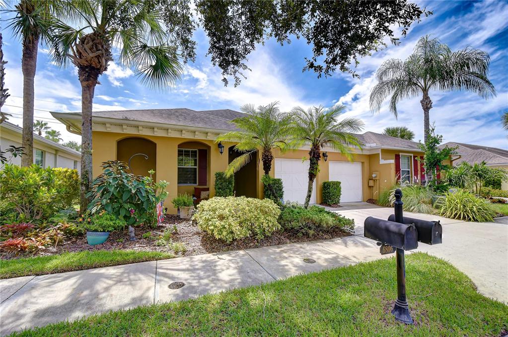 6806 MUNCASTER COURT, TAMPA, FL — photo 2 of 30