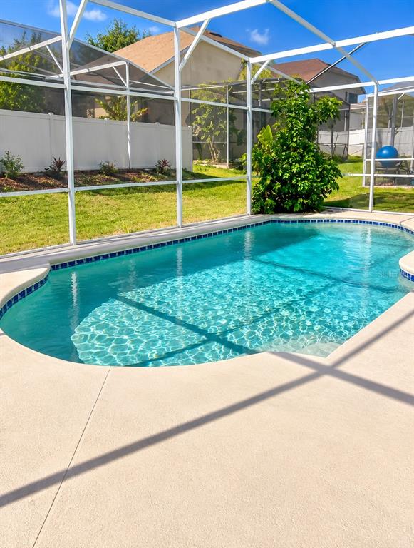 715 RIGGS CIRCLE, DAVENPORT, FL — photo 4 of 27