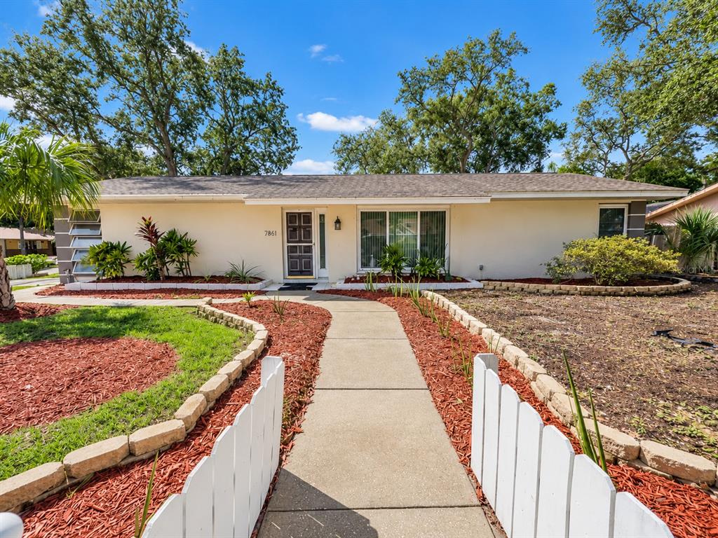 1000 ROSETREE LANE