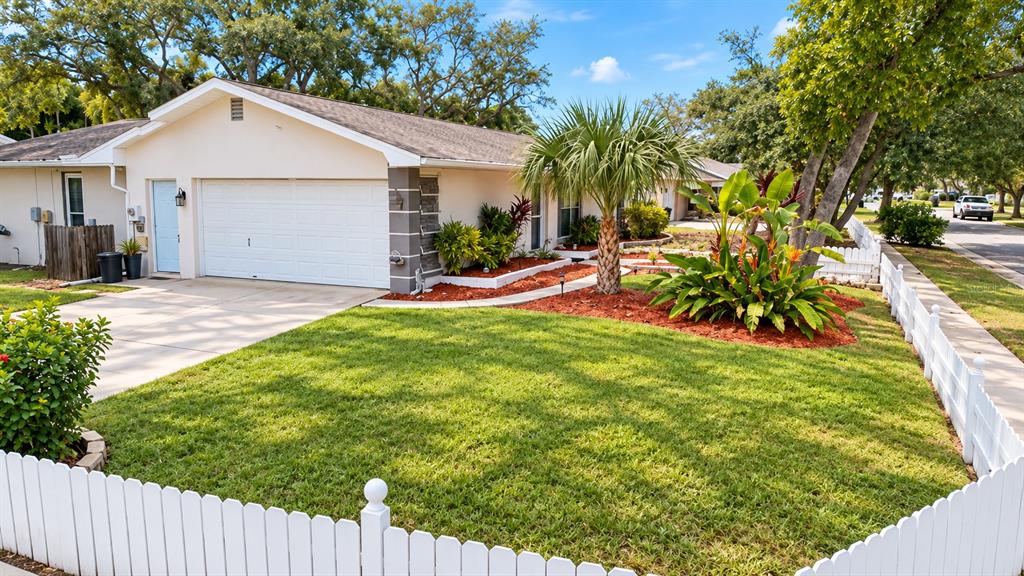 1000 ROSETREE LANE, TARPON SPRINGS, FL — photo 2 of 30