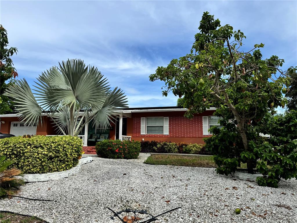 401 46TH AVENUE S, ST PETERSBURG, FL — photo 5 of 54