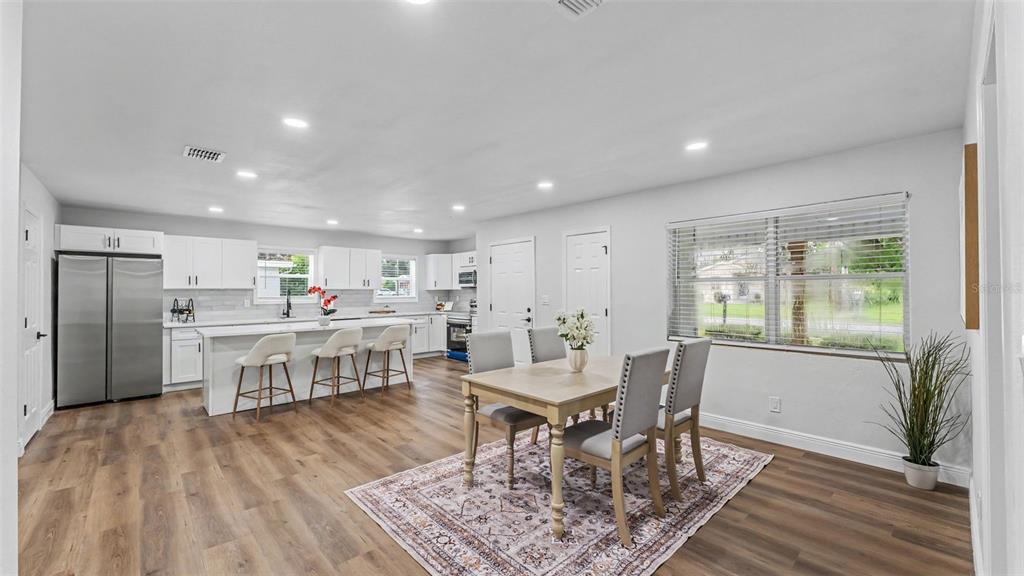 211 W VALENCIA STREET, LAKELAND, FL — photo 3 of 30