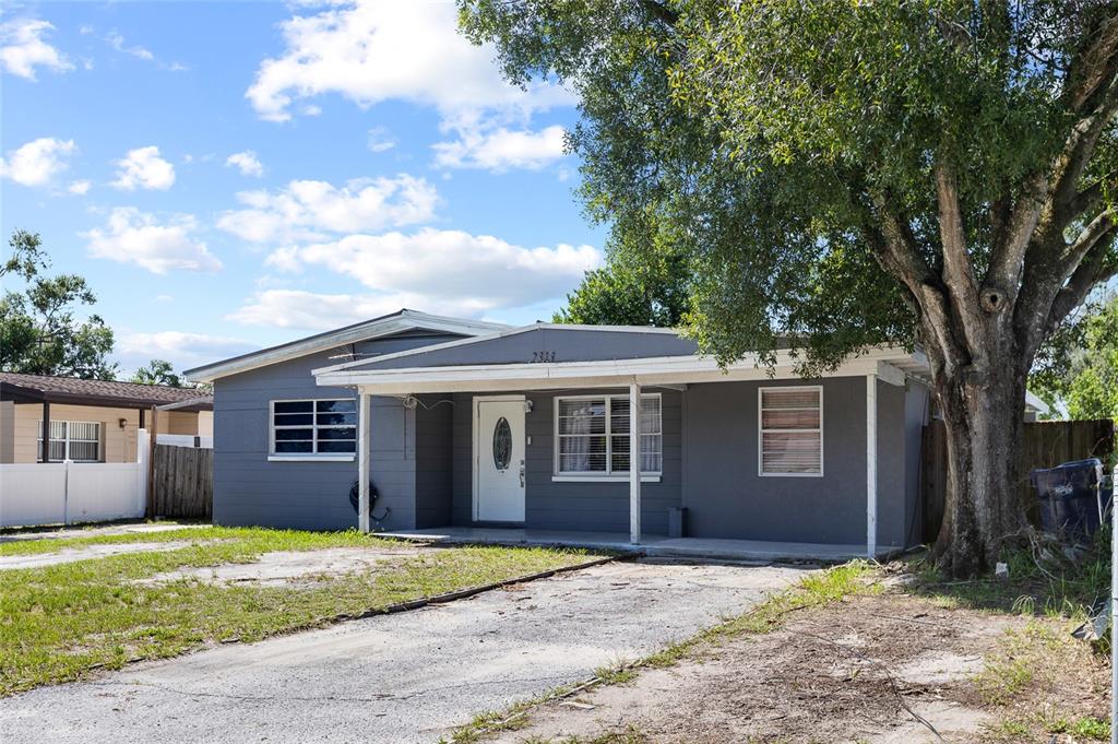 2313 E 111TH AVE, TAMPA, FL — photo 3 of 30