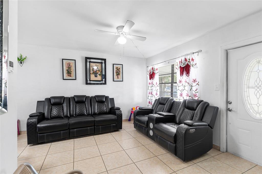 2313 E 111TH AVE, TAMPA, FL — photo 5 of 30