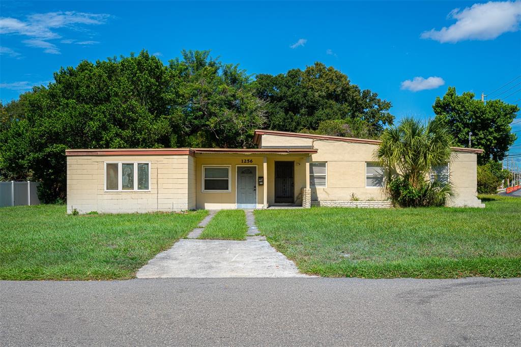 1256 N PINE HILLS ROAD
