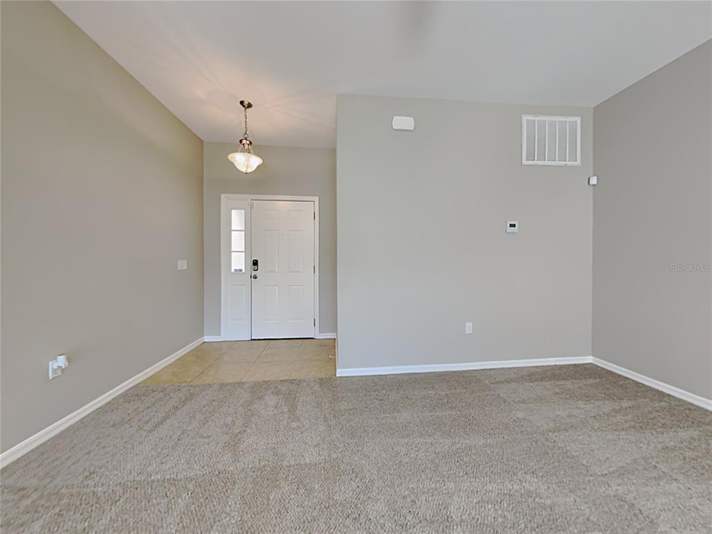 10763 CARLOWAY HILLS DRIVE, WIMAUMA, FL — photo 2 of 15