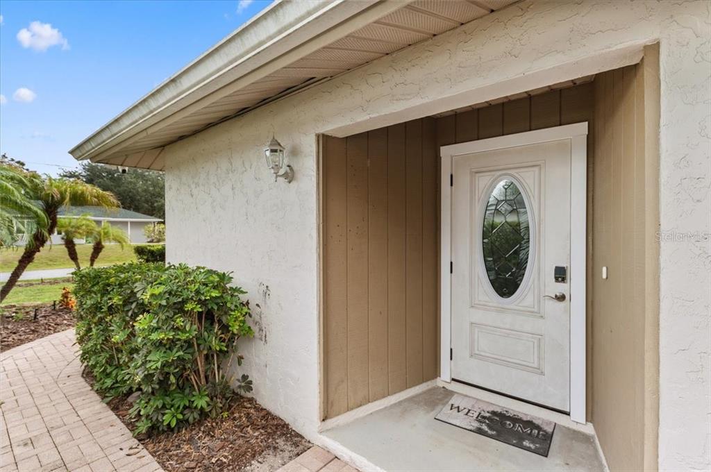 3452 BAY STREET, SARASOTA, FL — photo 5 of 30
