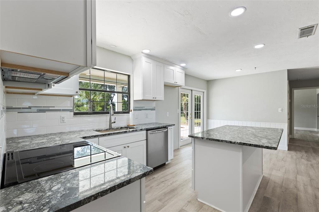 1869 SW 32ND PLACE, BELL, FL — photo 2 of 30