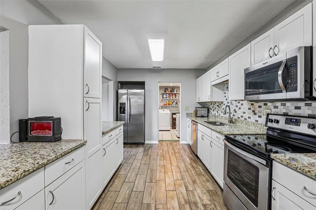 2358 HAVANA DRIVE, CLEARWATER, FL — photo 3 of 17