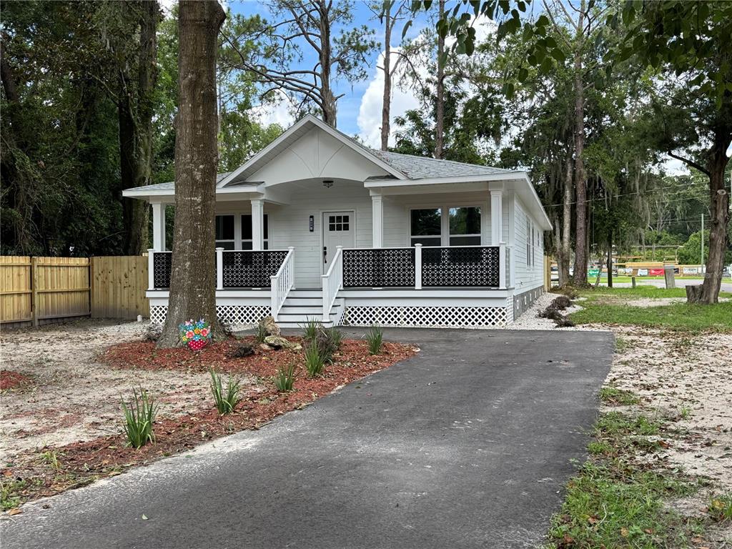 408 SE 1ST STREET