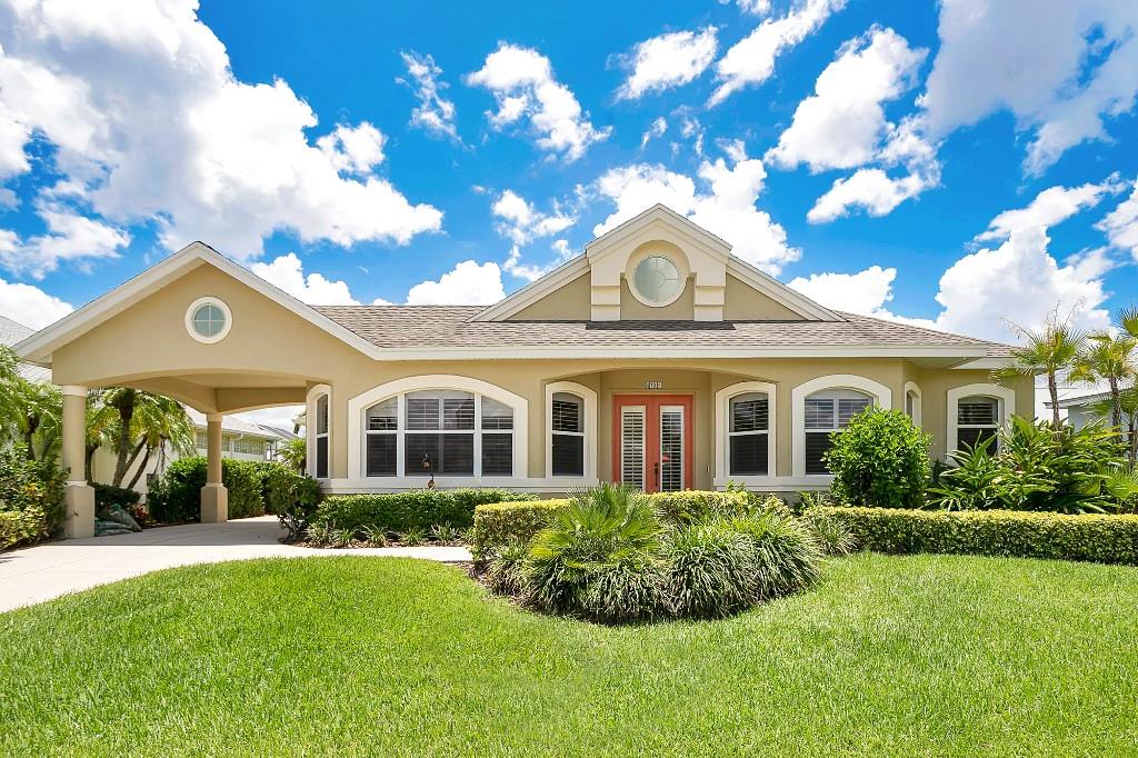 4716 PINNACLE DRIVE