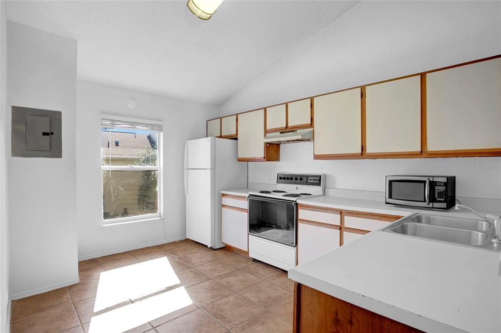 3651 N GOLDENROD ROAD UNIT C201, WINTER PARK, FL — photo 5 of 12