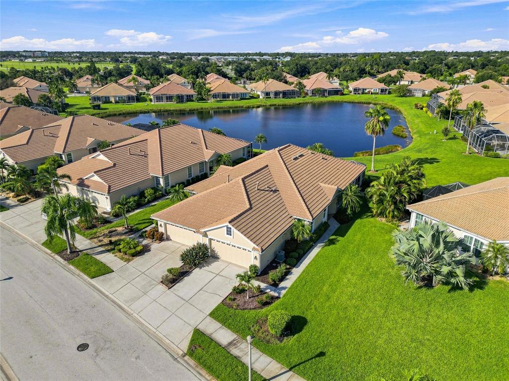 4350 WHISPERING OAKS DR, NORTH PORT, FL — photo 2 of 30