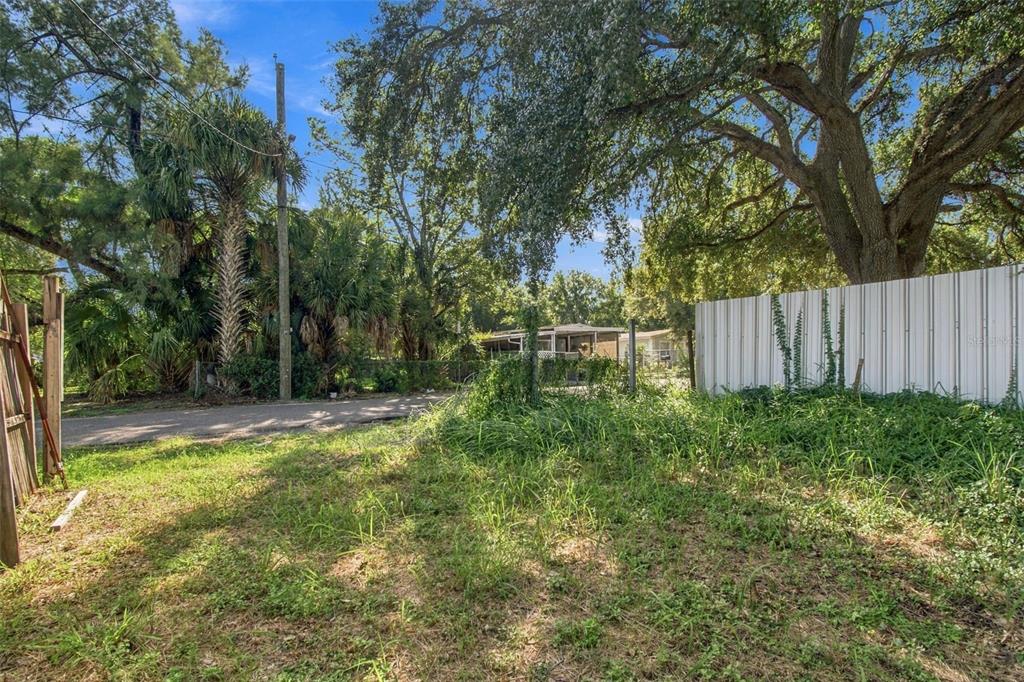 4620 N 35TH STREET, TAMPA, FL — photo 4 of 9