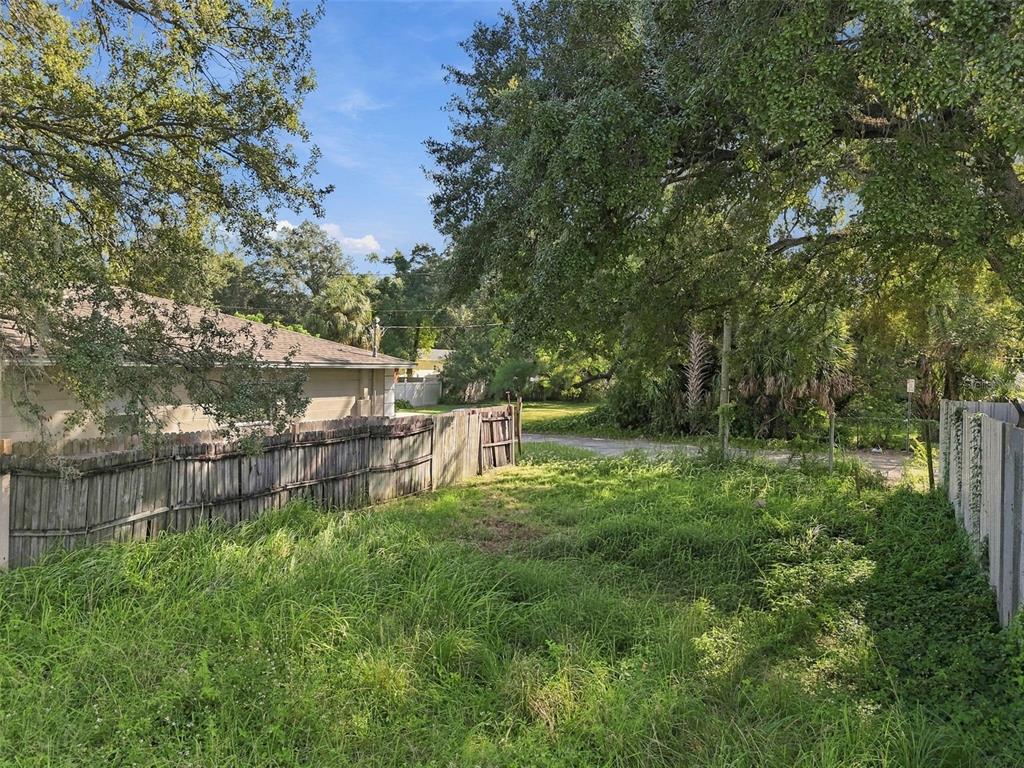 4620 N 35TH STREET, TAMPA, FL — photo 5 of 9