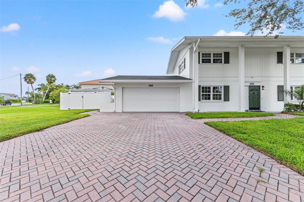 4000 14TH WAY NE, ST PETERSBURG, FL — photo 4 of 67