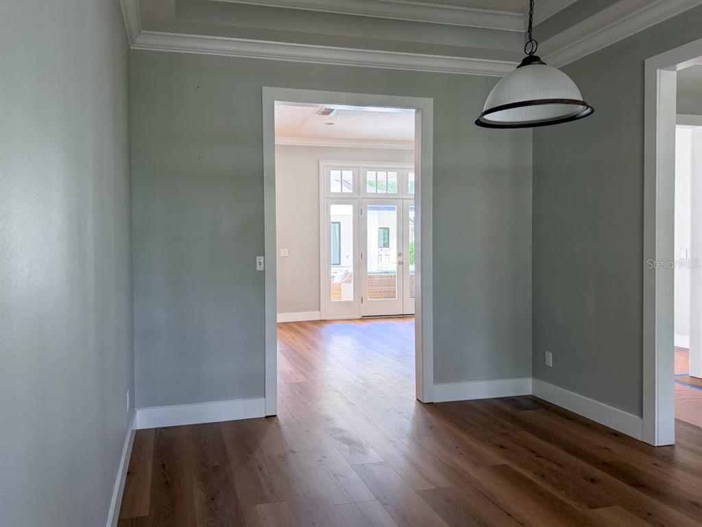 5806 AUDUBON MANOR BOULEVARD, LITHIA, FL — photo 2 of 8