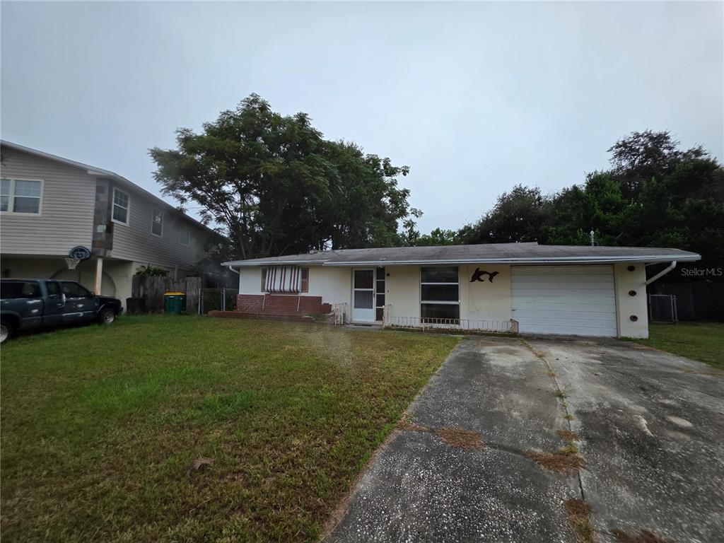 1746 DEBONAIR DRIVE