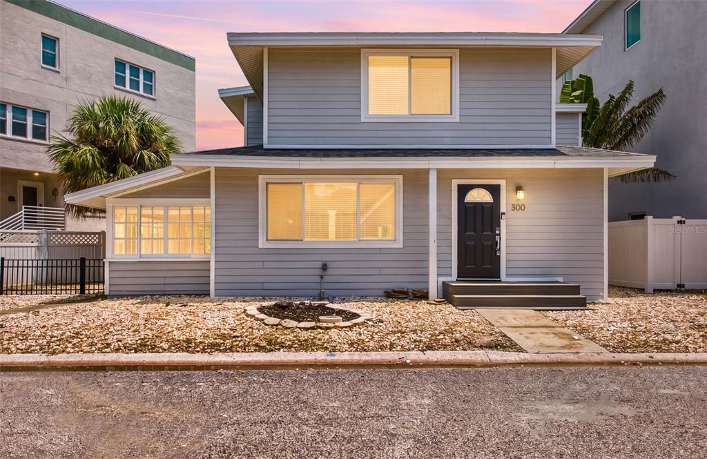 300 BAY PLZ, TREASURE ISLAND, FL — photo 4 of 73