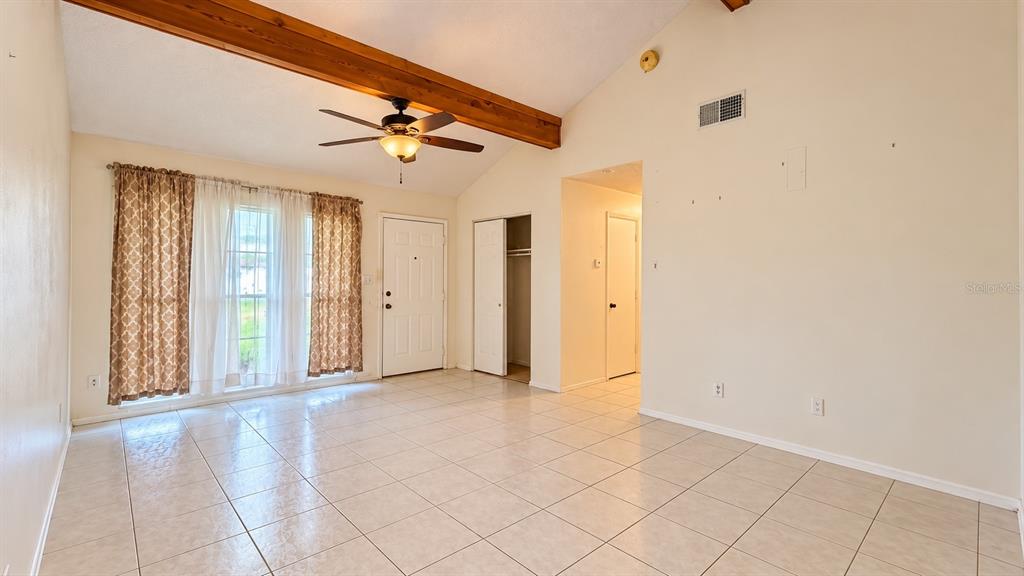 135 OAXACA LANE, KISSIMMEE, FL — photo 4 of 27