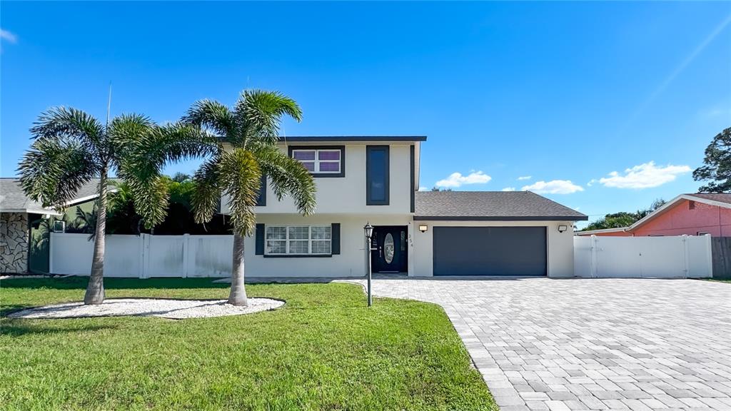 354 MONTGOMERY AVENUE, SARASOTA, FL — photo 5 of 62