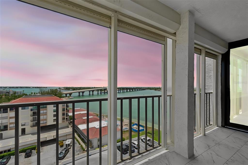 6265 SUN BOULEVARD UNIT 1004