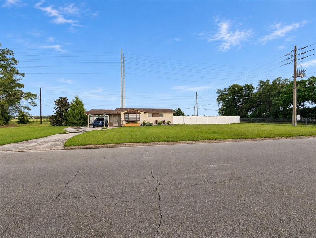 801 BROCKWAY AVENUE, ORLANDO, FL — photo 4 of 30
