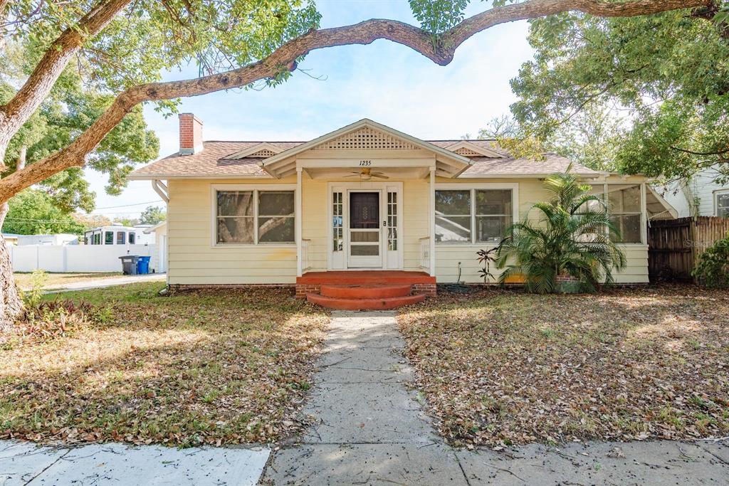 1235 IDLEWILD DRIVE