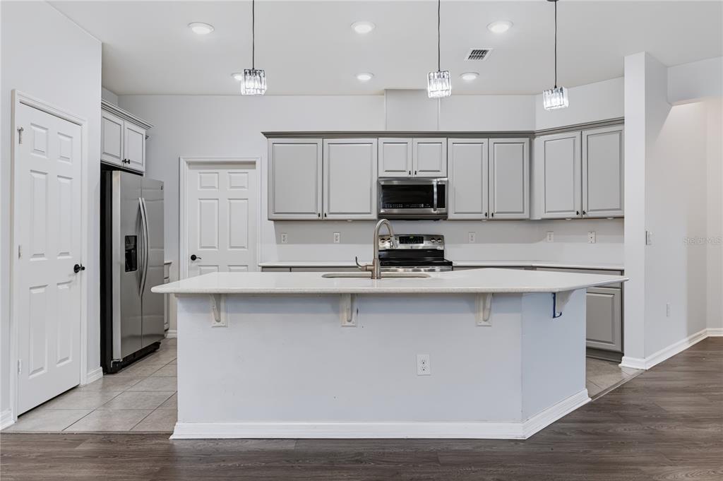 4721 GRASSENDALE TERRACE, SANFORD, FL — photo 4 of 28