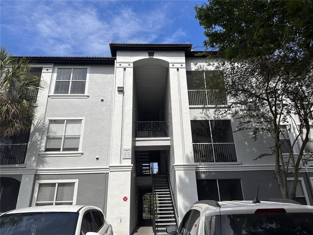 5807 LEGACY CRESCENT PLACE UNIT 203