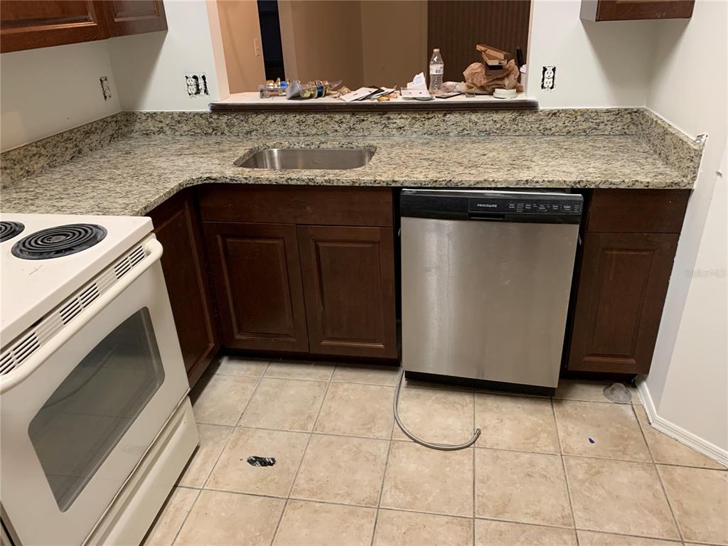 4685 CHEYENNE POINT TRAIL, KISSIMMEE, FL — photo 3 of 9