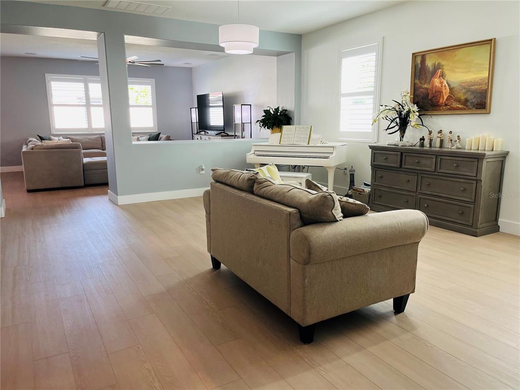 14037 PECAN ORCHARD DRIVE, WINTER GARDEN, FL — photo 5 of 33