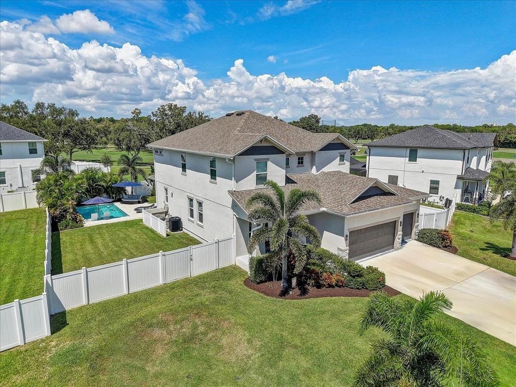 2194 FAIRWAY AVENUE S, ST PETERSBURG, FL — photo 2 of 85