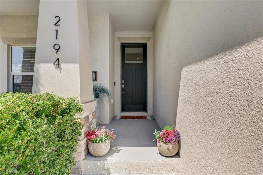 2194 FAIRWAY AVENUE S, ST PETERSBURG, FL — photo 4 of 85