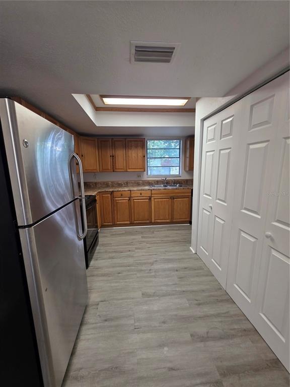 8413 BARRETT PLACE, TAMPA, FL — photo 3 of 30