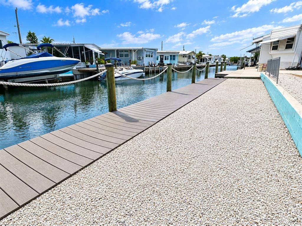 6905 W BAYOU LANE, BRADENTON, FL — photo 4 of 19
