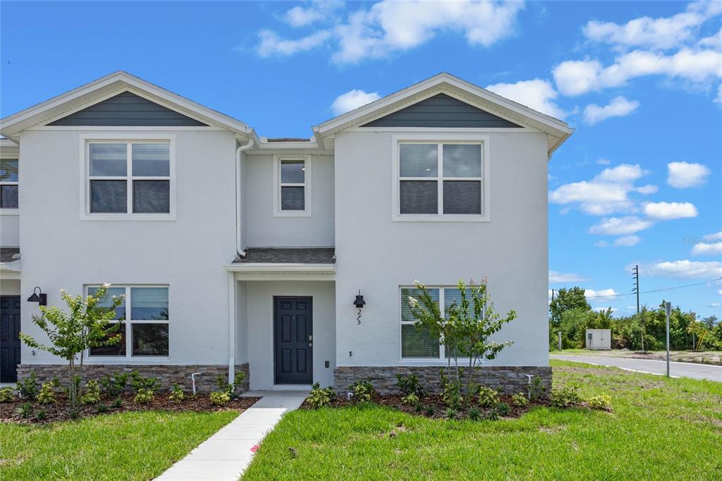 1788 LEYLAND CIRCLE