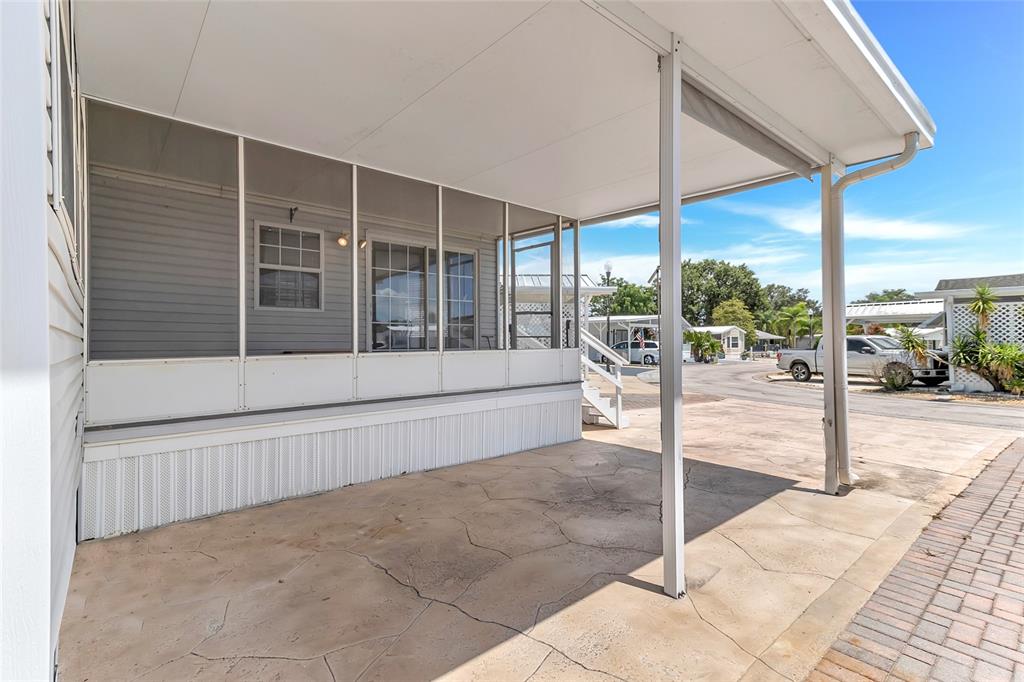 300 SKY CREST LOOP, DAVENPORT, FL — photo 4 of 19