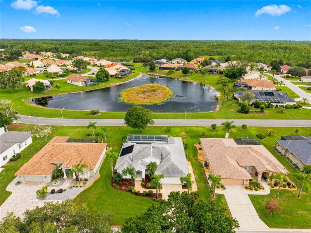 9295 BUTLER BOULEVARD, WEEKI WACHEE, FL — photo 3 of 30
