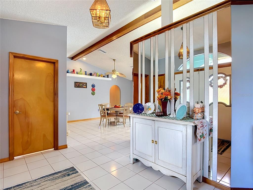 8108 SHORECREST COURT, SPRING HILL, FL — photo 5 of 73