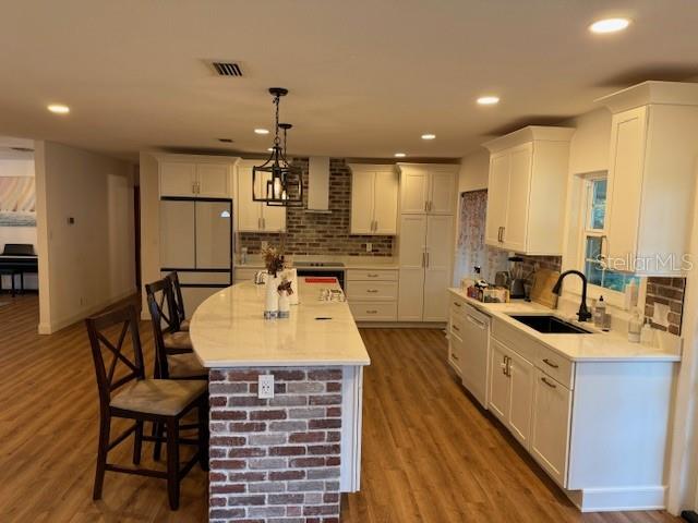 1009 E NORTH STREET, TAMPA, FL — photo 4 of 19