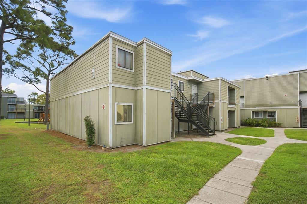 163 SCOTTSDALE SQUARE UNIT 163