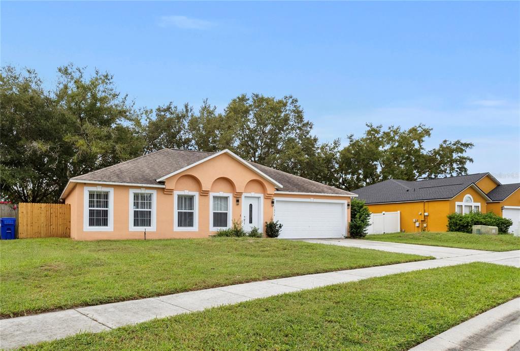 1056 ROYAL MARQUIS CIRCLE, OCOEE, FL — photo 4 of 30