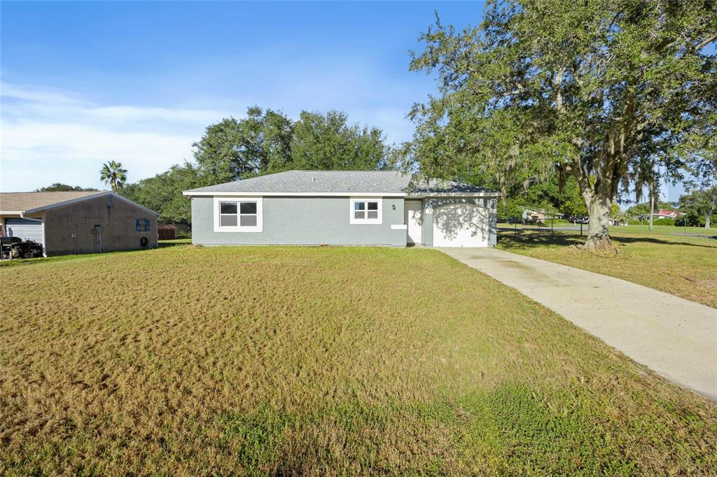 2 OAK COURT PASS