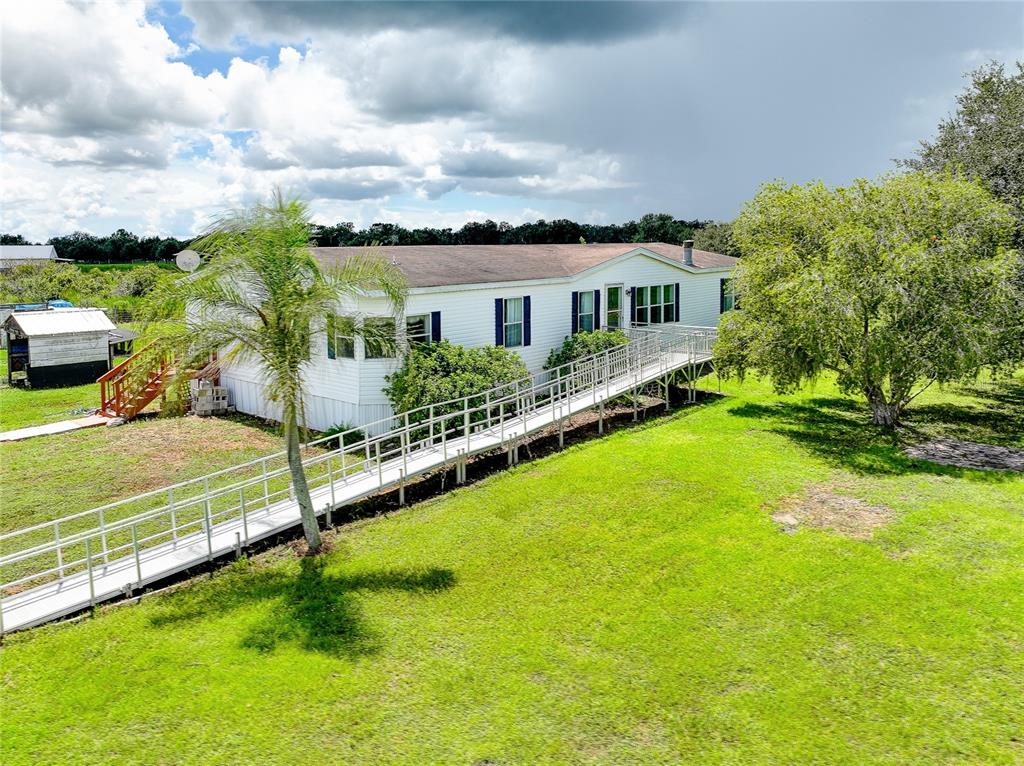 8235 STATE ROAD 64 W, ONA, FL — photo 4 of 30