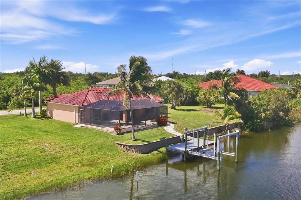 10402 WINNIPEG STREET, PORT CHARLOTTE, FL — photo 4 of 30