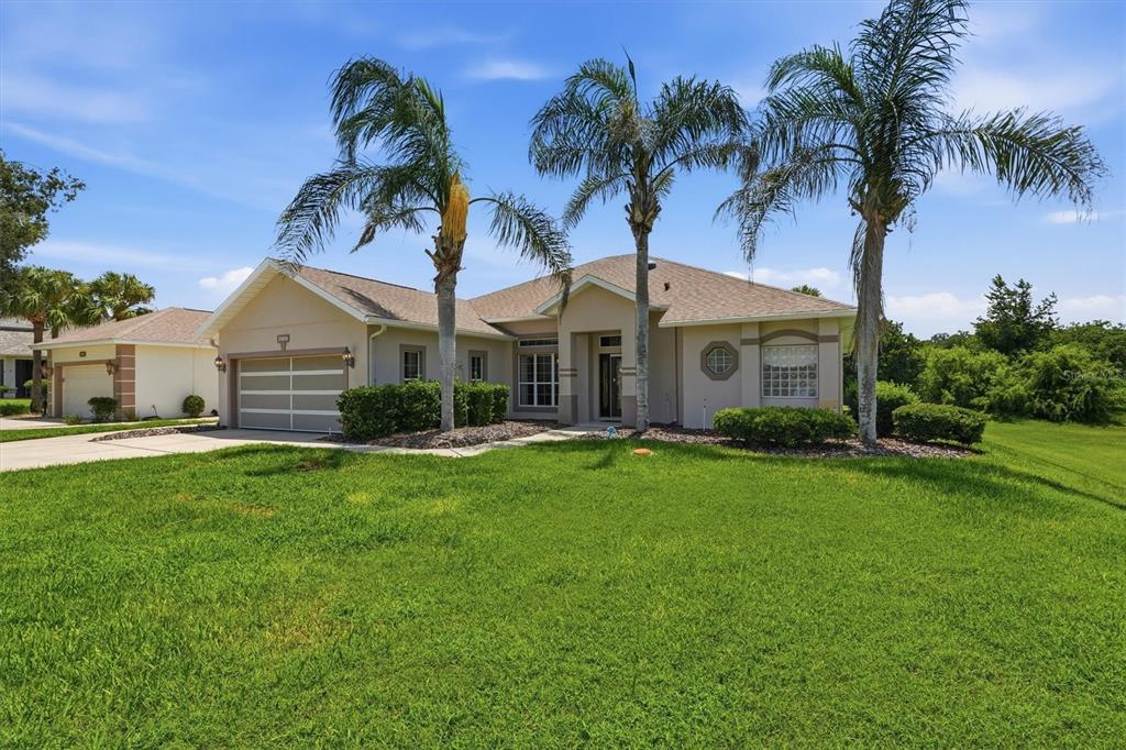 6042 LANDINGS BOULEVARD
