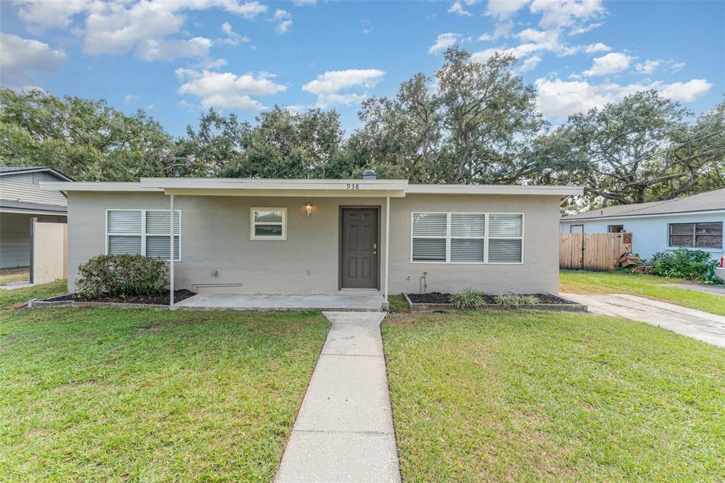 938 GOLDEN RULE COURT S