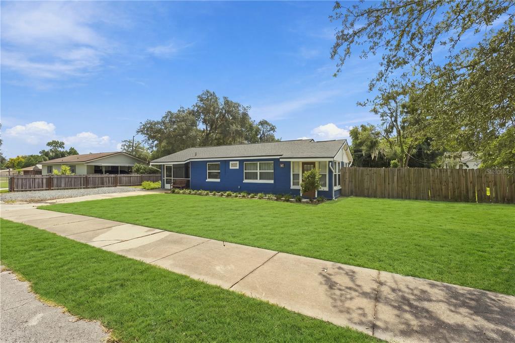 121 ANGELES ROAD, DEBARY, FL — photo 2 of 30